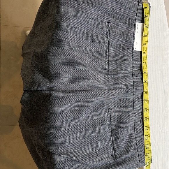 Ann Taylor Straight Leg pants - Picture 8 of 11
